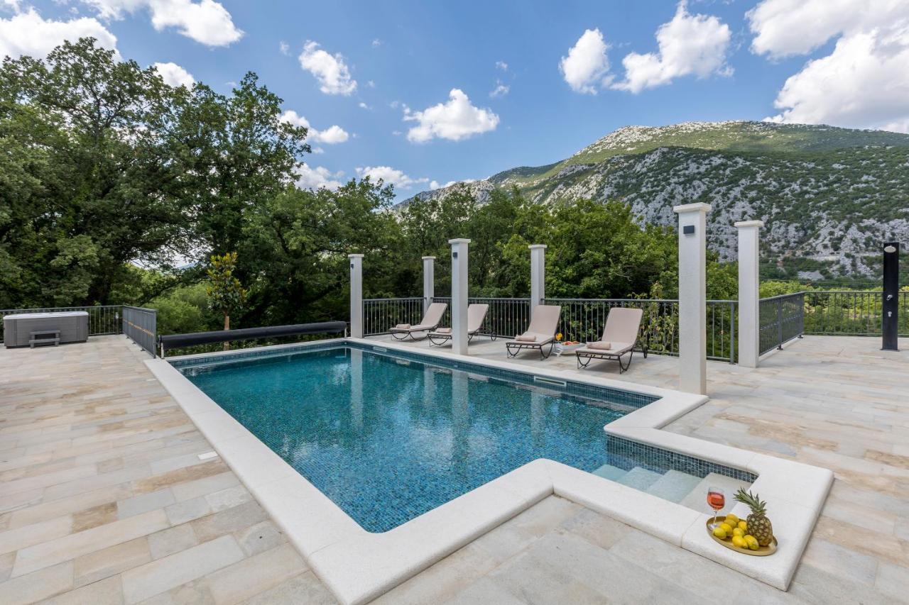 Villa Grey Stone Gata ภายนอก รูปภาพ